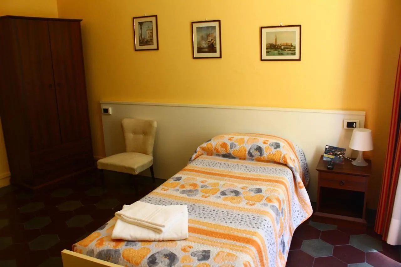 Hotel Albergo Del Lago Bellano