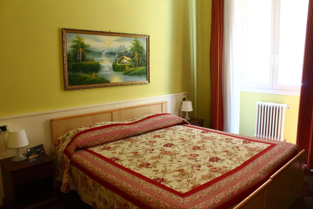 Hotel Albergo Del Lago Bellano Italy