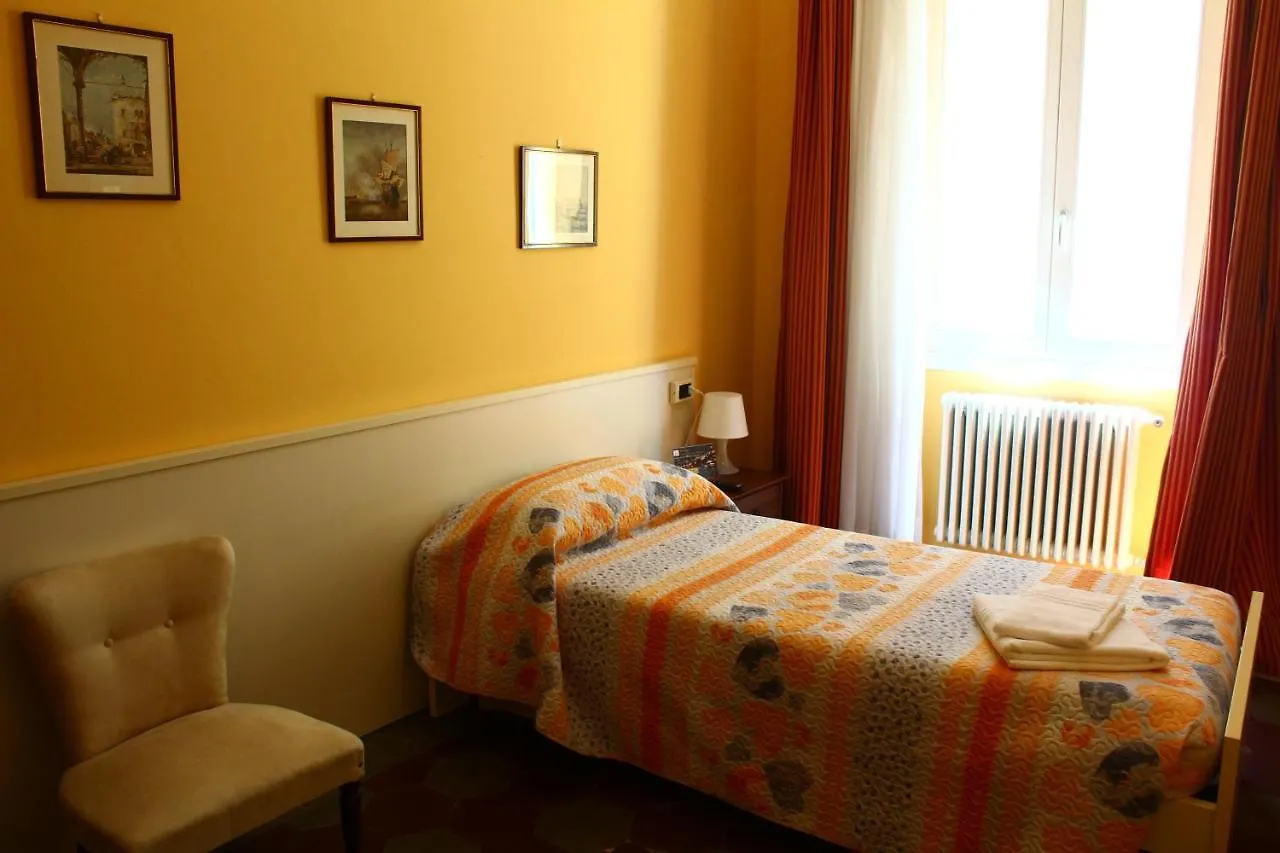 Hotel Albergo Del Lago Bellano